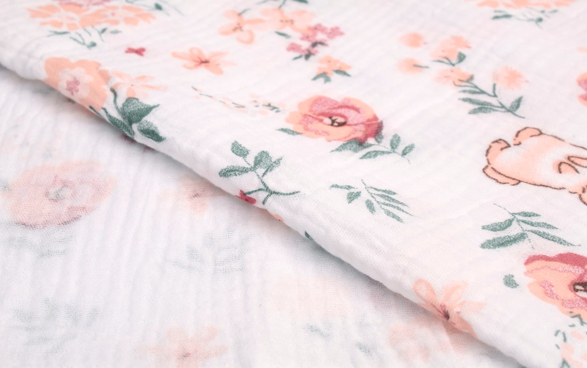 Otulacz_muslinowy_pieluszka_100%_bawelny_Zajaczki_100x120cm