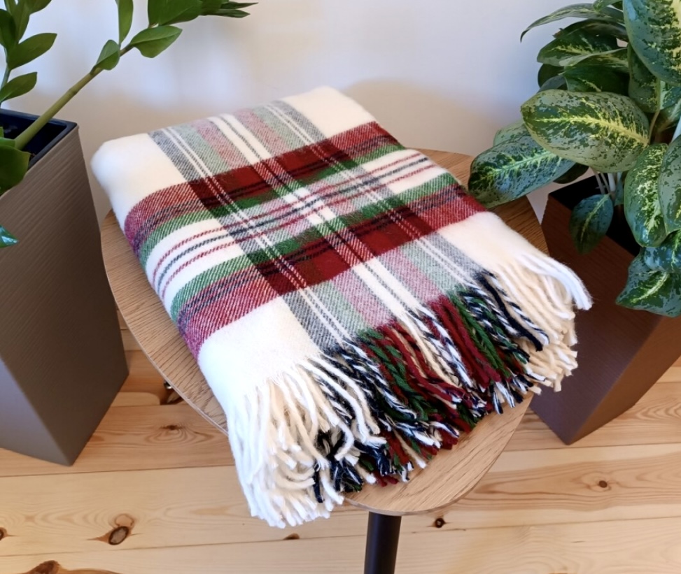 Koc_100%_welna_nowozelandzka_400g_antyalergiczny_150x200_wzor_Tartan_Szkot