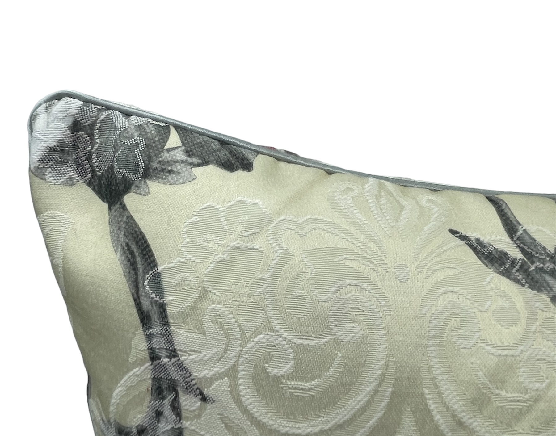 Poduszka_dekoracyjna_Art_deco_satyna_Kwiaty_42x42