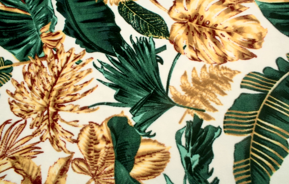 Koc_polarowy_bialy_wzor_monstera_cieply_250g