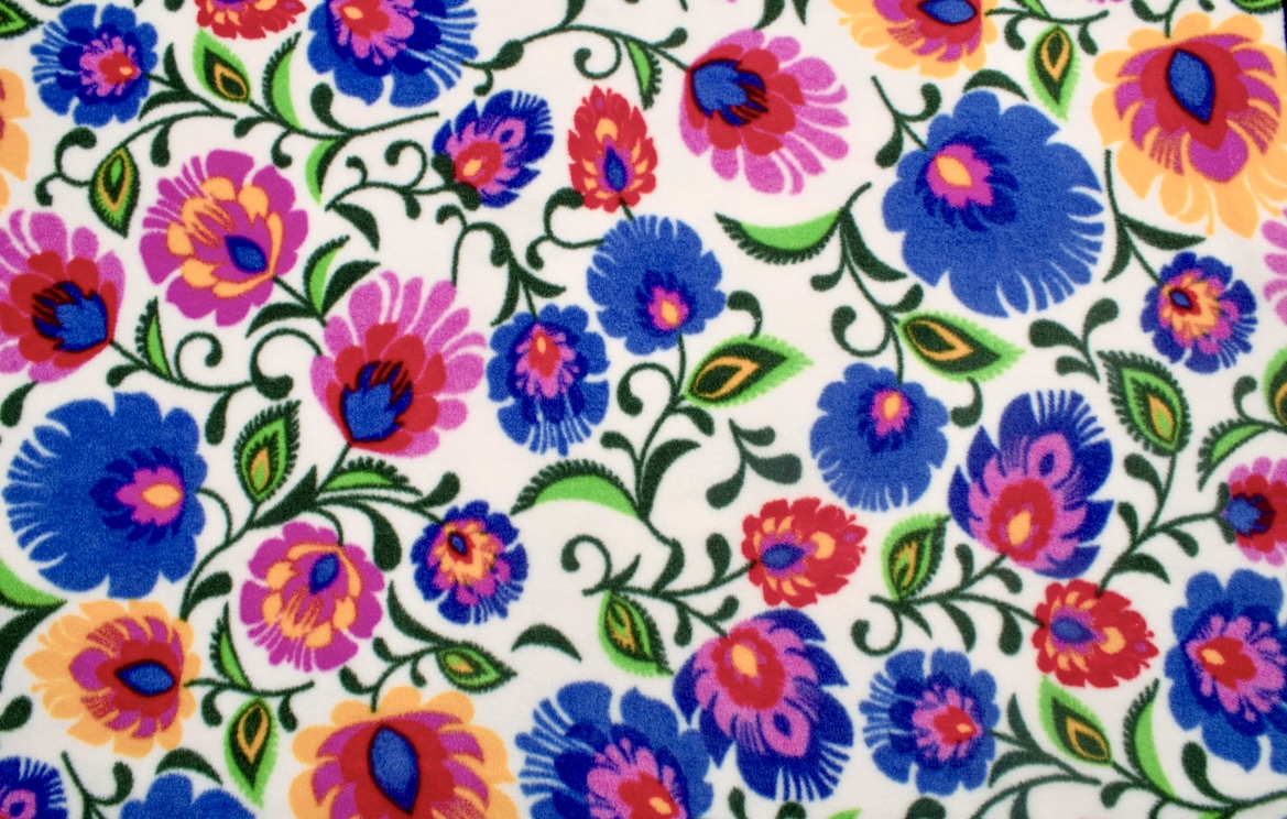 Koc_polarowy_bialy_wzor_Lowicki_cieply_250g_