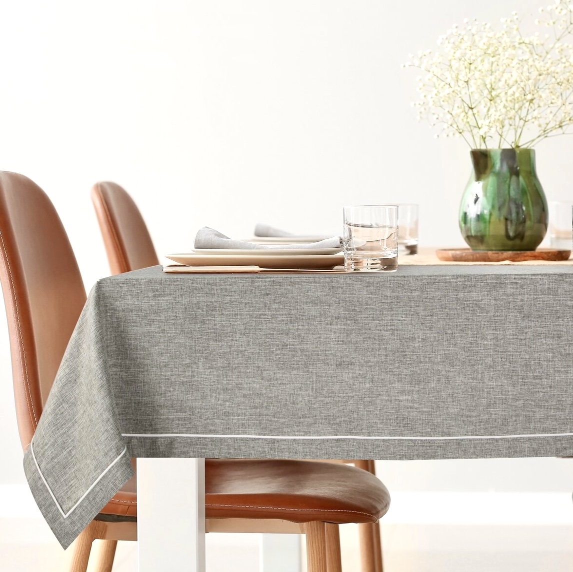 Obrus_z_ozdobna_lamowka_szary_140x180_cm