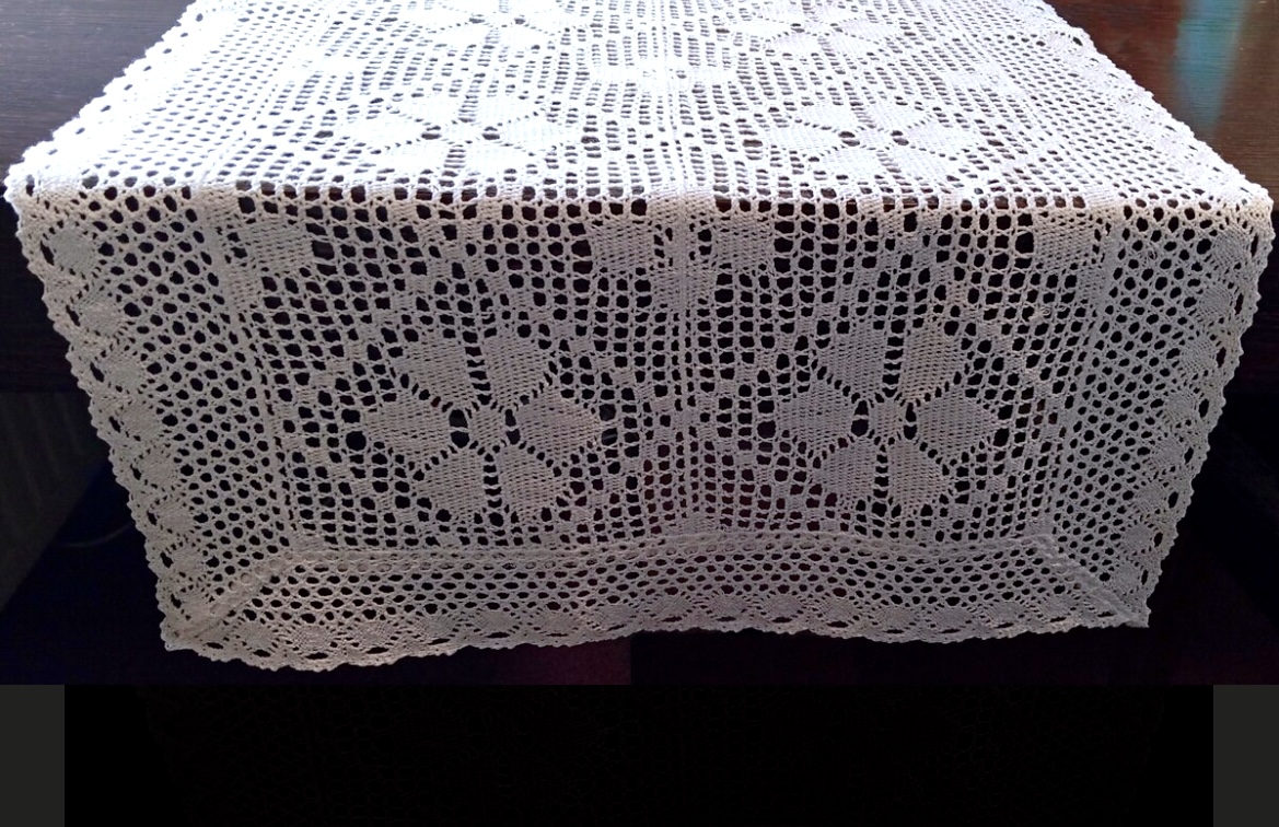 Obrus_bieznik_szydelkowy_bawelniany_bialy_40x120_prostokatny