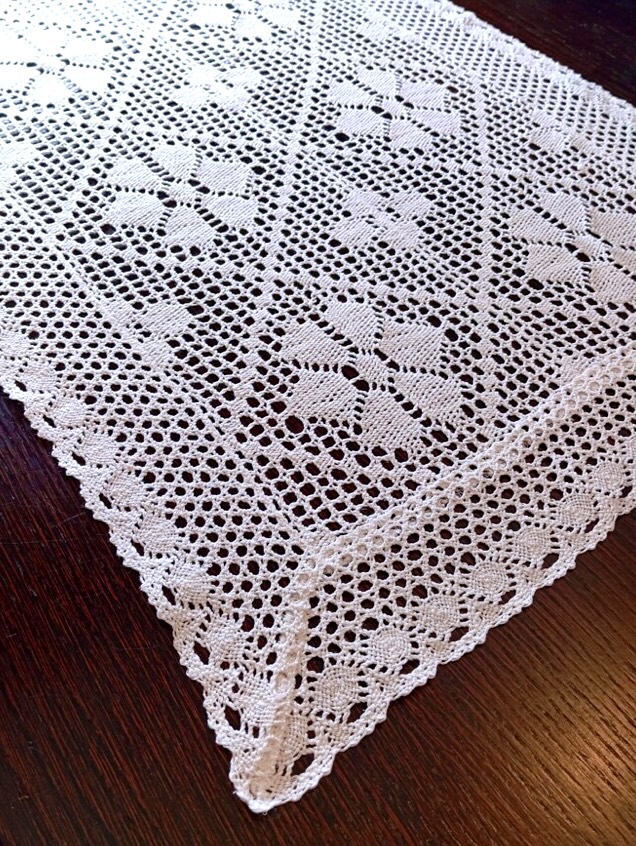 Obrus_bieznik_szydelkowy_bawelniany_bialy_40x120_prostokatny