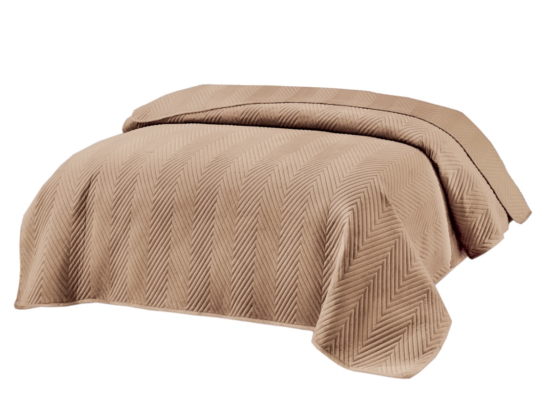 Narzuta_na_lozko_sofe_pikowana_170x210cm_velvet_ciemny_bezowy