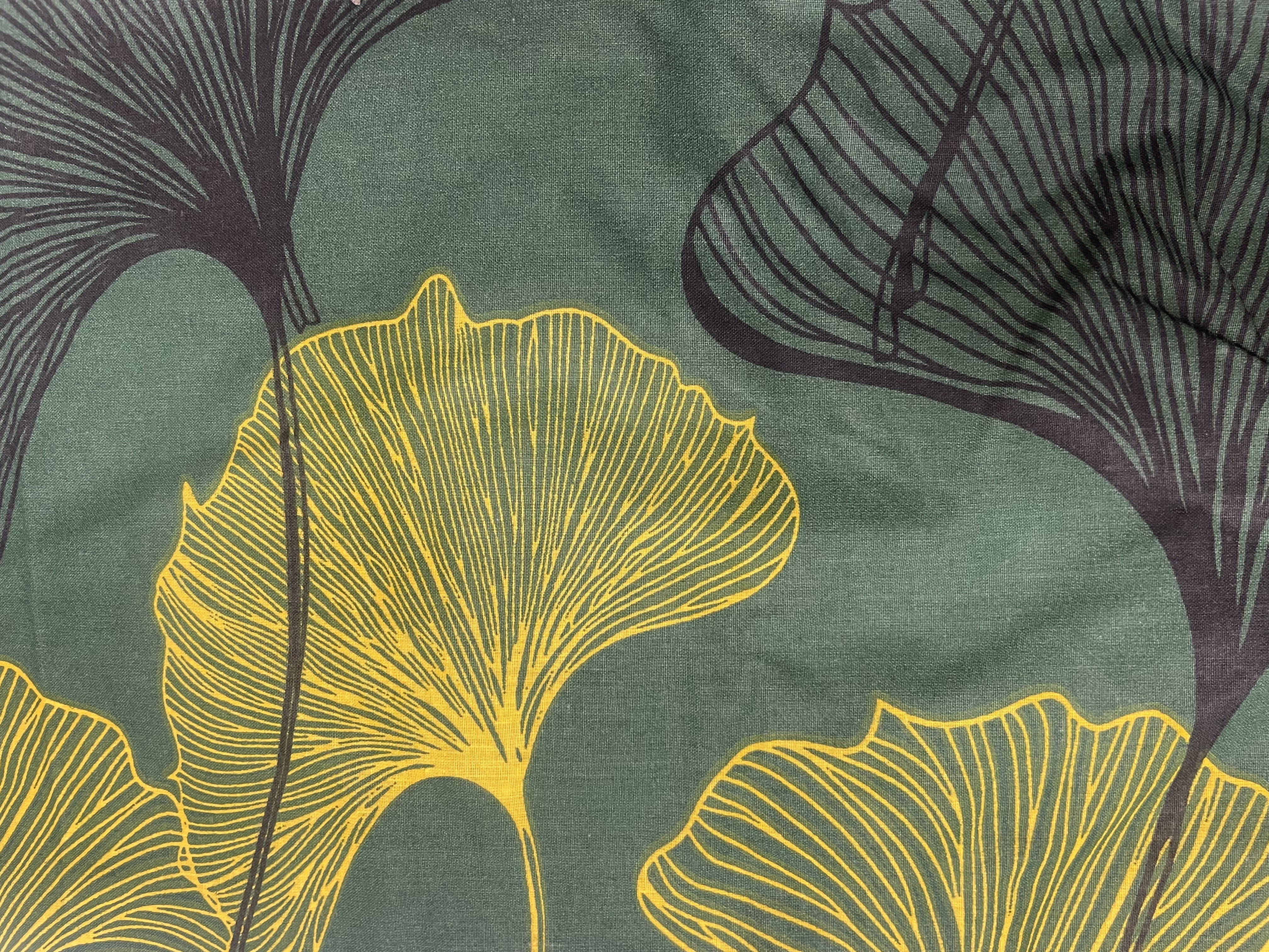 Komplet_poscieli_100%_bawelna_160x200_cm_milorzab_na_ciemnej_zieleni