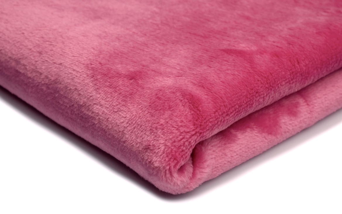 Koc_pluszowy_miekki_aksamitny_kolor_fuksja_155x200cm